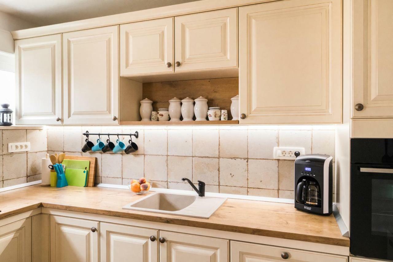 Apartment Martha Split Luaran gambar