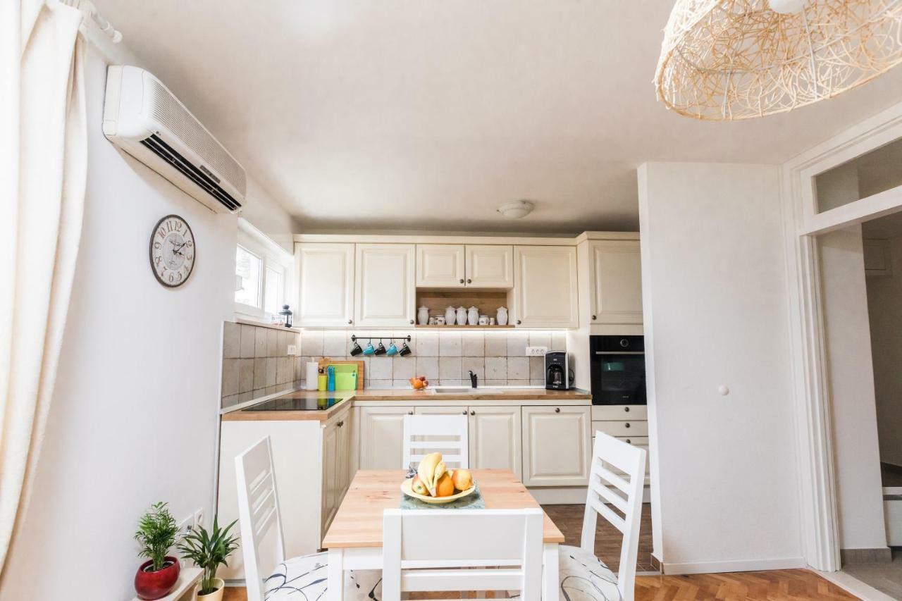 Apartment Martha Split Luaran gambar